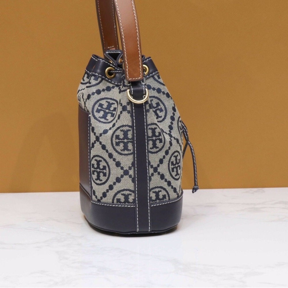 Tory Burch T Monogram Mini Bucket Bag - Picture 5 of 9